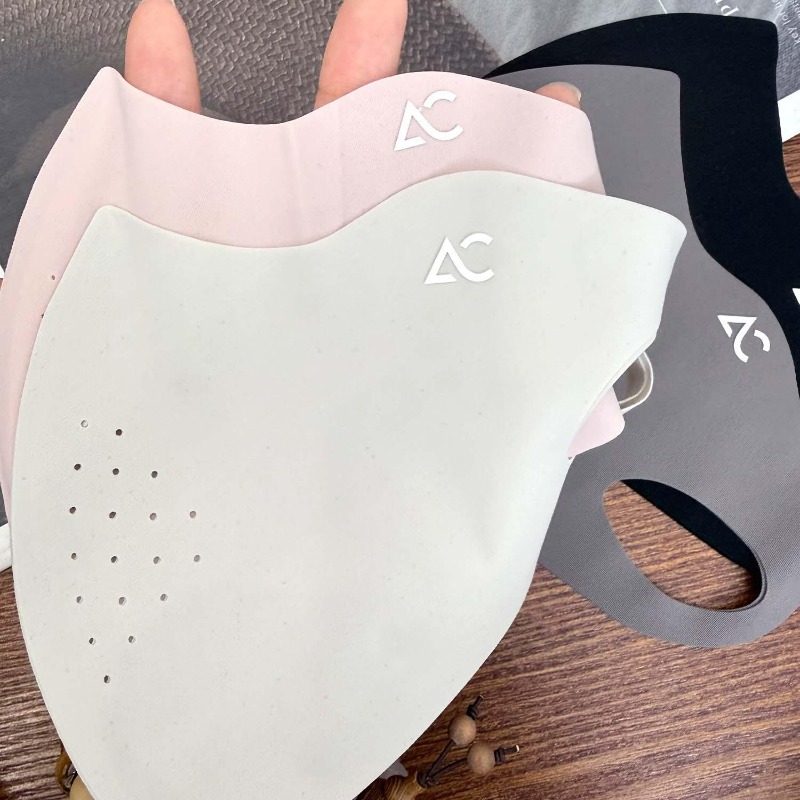 Maschera Estiva in Seta Ghiacc - Sports Mask Breathable recensione e prezzo